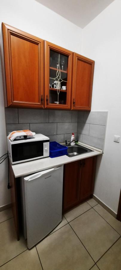 Bastya Apartmanhaz Sarvar Exterior photo