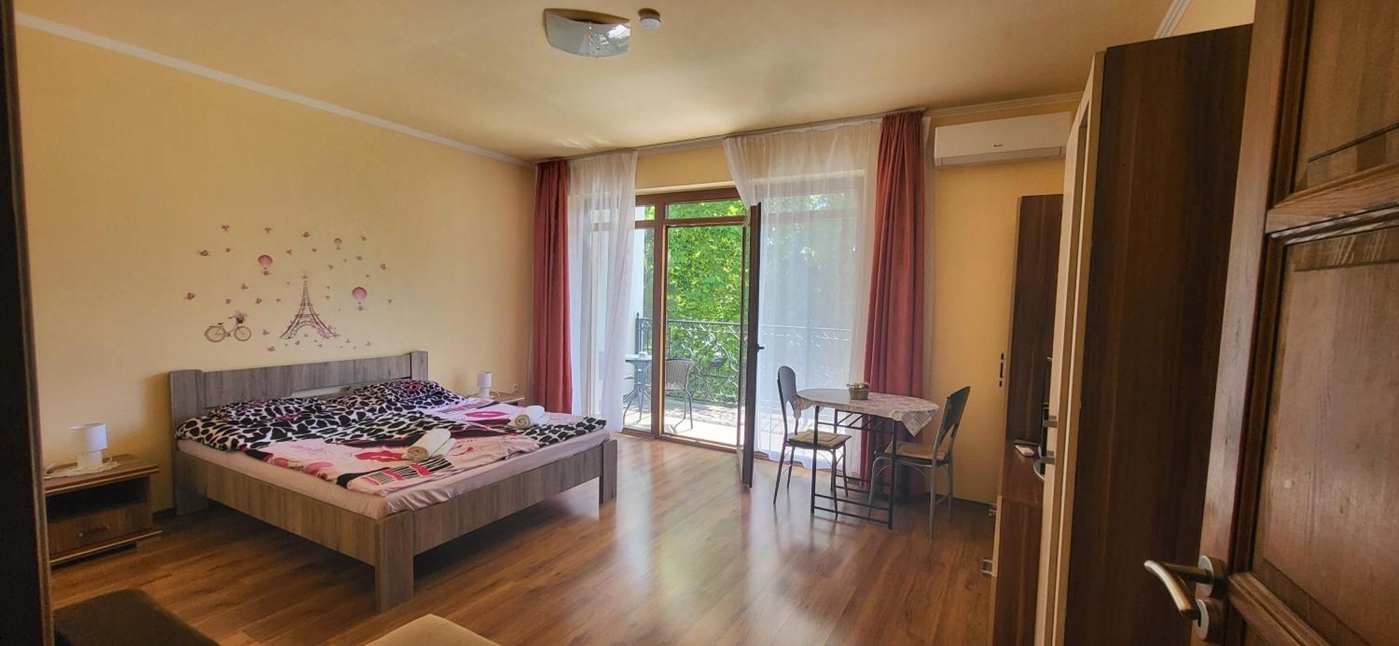 Bastya Apartmanhaz Sarvar Room photo