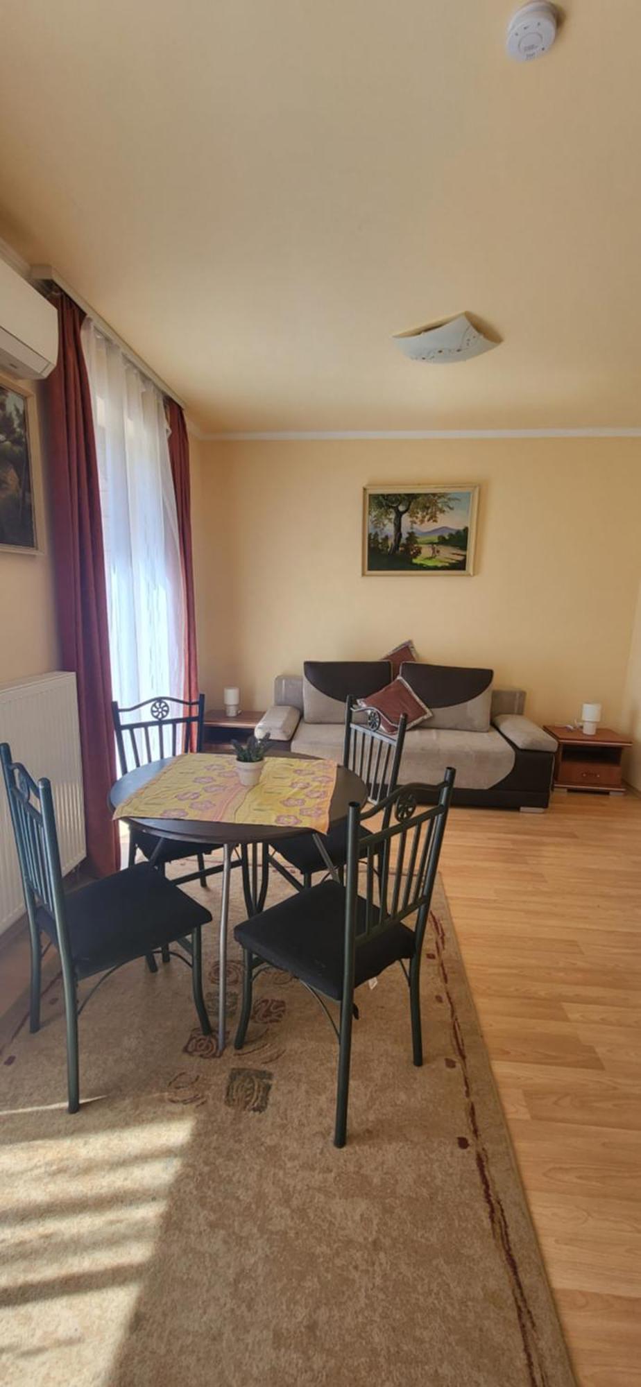 Bastya Apartmanhaz Sarvar Exterior photo