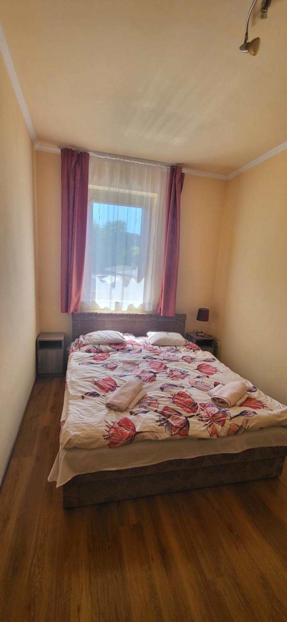 Bastya Apartmanhaz Sarvar Exterior photo